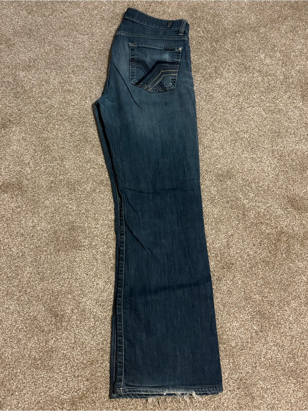 7 FAMK Bootcut - size 30, 28.5 inseam